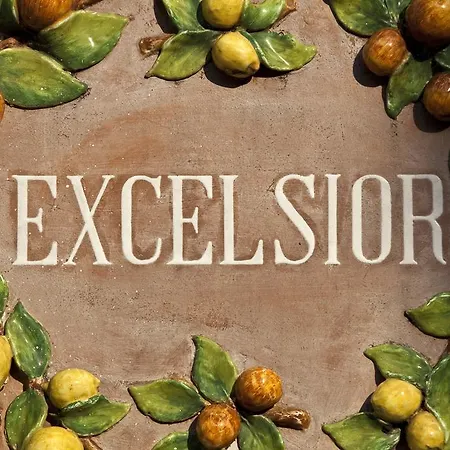 Excelsior Belvedere & מלון איסקיה