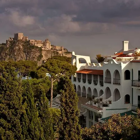 Excelsior Belvedere & 5* איסקיה
