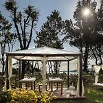 Excelsior Belvedere & イスキア島
