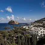Excelsior Belvedere & 5*