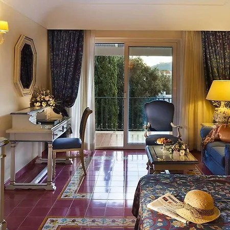 Excelsior Belvedere & فندق ايسكيا