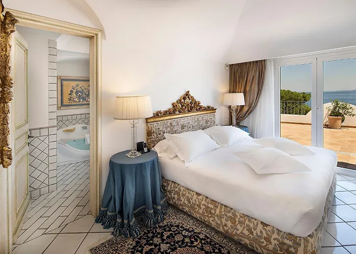 Excelsior Belvedere & Hotel