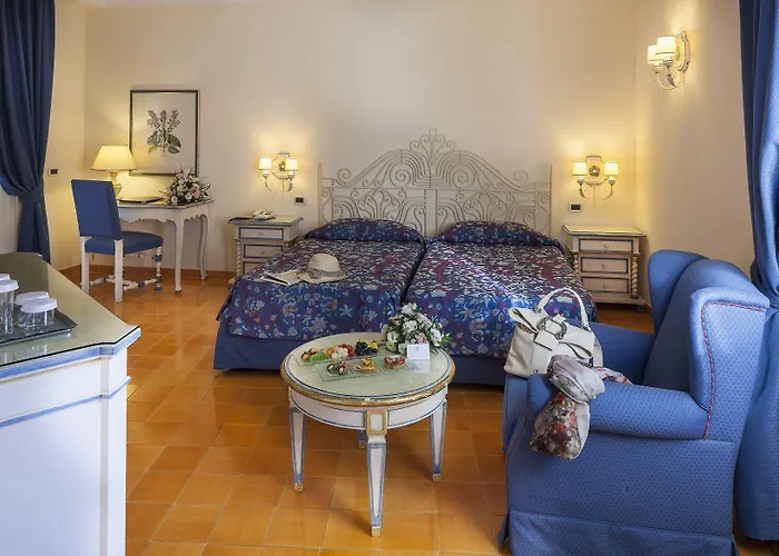 Excelsior Belvedere & Hotel