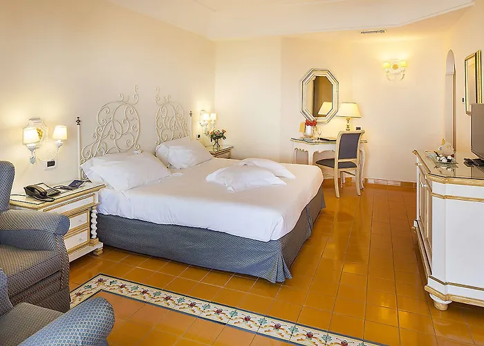 Hotel Excelsior Belvedere & 5*