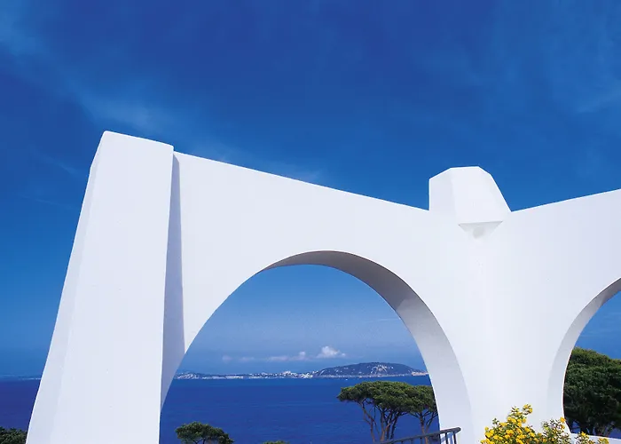 Excelsior Belvedere & Ischia