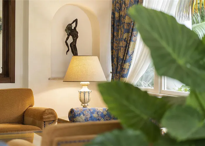 Excelsior Belvedere & Hotel