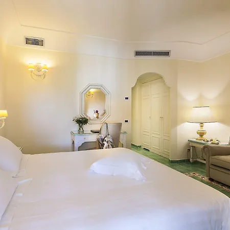 Excelsior Belvedere & Ischia