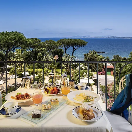 Excelsior Belvedere & 5*